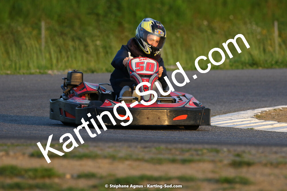 07/05/2022 : Endurance Loisir Les Razbitumes pour “1 maillot pour la vie” & Les Socio Esthéticiennes (Photos Stéphane Agnus) 2022 — karting