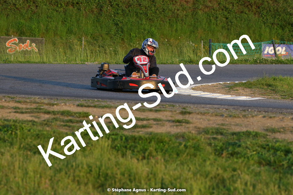 07/05/2022 : Endurance Loisir Les Razbitumes pour “1 maillot pour la vie” & Les Socio Esthéticiennes (Photos Stéphane Agnus) 2022 — karting