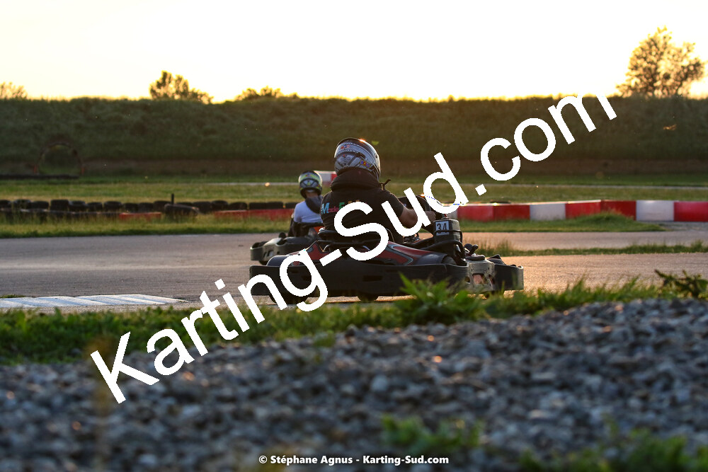 07/05/2022 : Endurance Loisir Les Razbitumes pour “1 maillot pour la vie” & Les Socio Esthéticiennes (Photos Stéphane Agnus) 2022 — karting