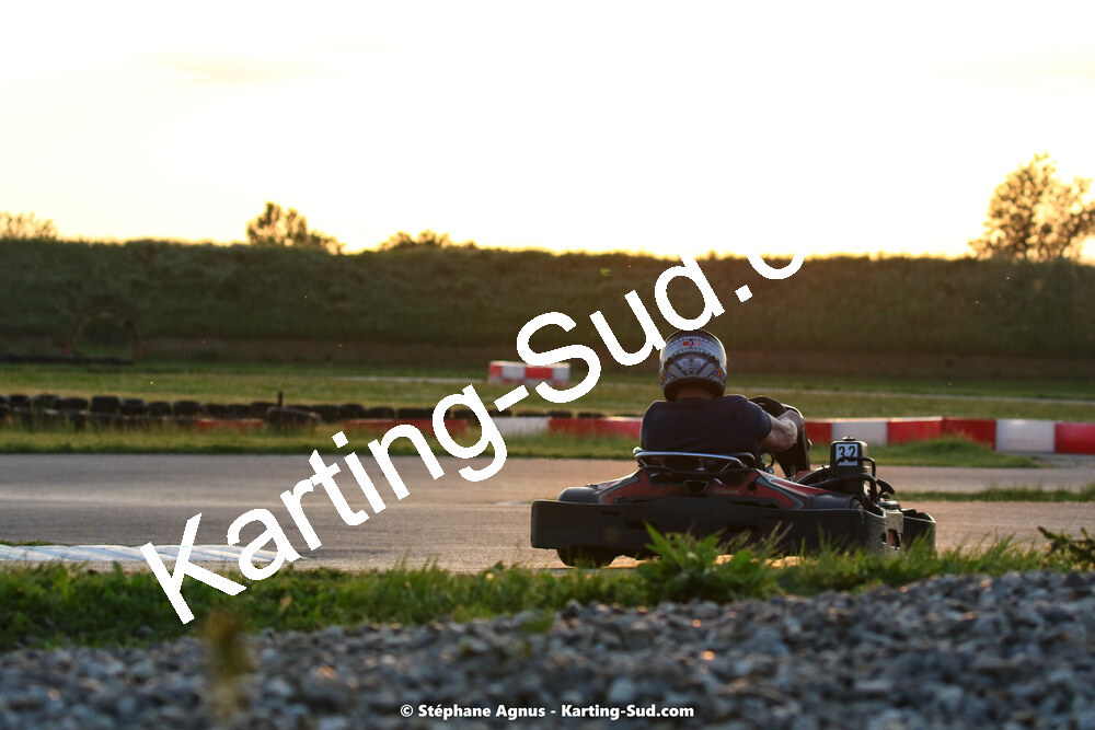 07/05/2022 : Endurance Loisir Les Razbitumes pour “1 maillot pour la vie” & Les Socio Esthéticiennes (Photos Stéphane Agnus) 2022 — karting