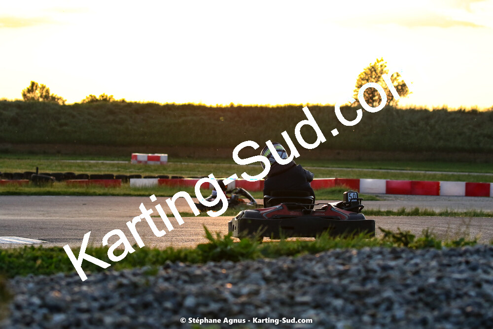 07/05/2022 : Endurance Loisir Les Razbitumes pour “1 maillot pour la vie” & Les Socio Esthéticiennes (Photos Stéphane Agnus) 2022 — karting