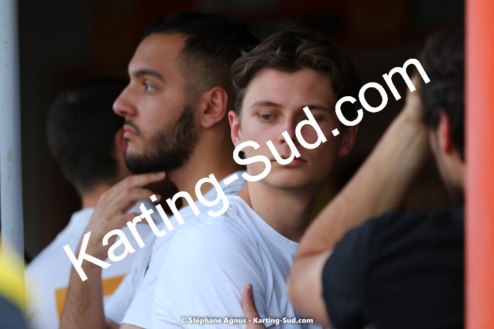 07/05/2022 : Endurance Loisir Les Razbitumes pour “1 maillot pour la vie” & Les Socio Esthéticiennes (Photos Stéphane Agnus) 2022 — karting