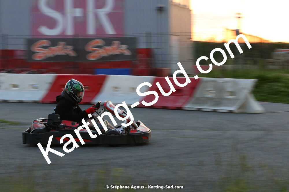 07/05/2022 : Endurance Loisir Les Razbitumes pour “1 maillot pour la vie” & Les Socio Esthéticiennes (Photos Stéphane Agnus) 2022 — karting
