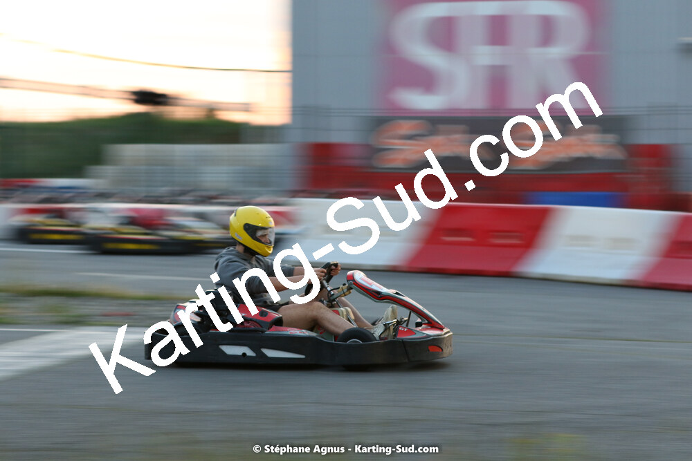 07/05/2022 : Endurance Loisir Les Razbitumes pour “1 maillot pour la vie” & Les Socio Esthéticiennes (Photos Stéphane Agnus) 2022 — karting