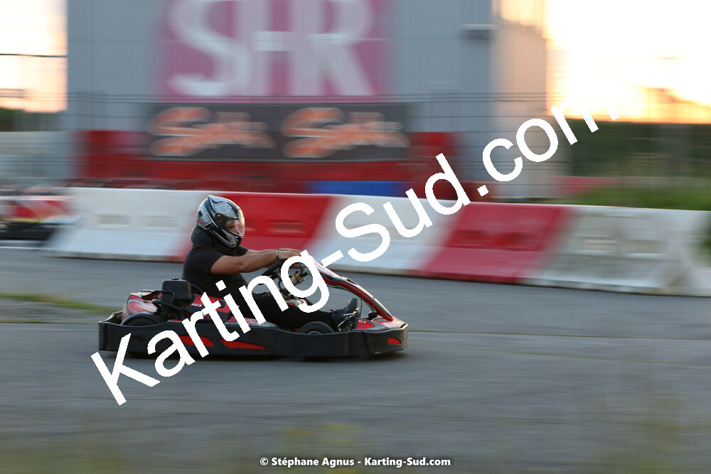 07/05/2022 : Endurance Loisir Les Razbitumes pour “1 maillot pour la vie” & Les Socio Esthéticiennes (Photos Stéphane Agnus) 2022 — karting