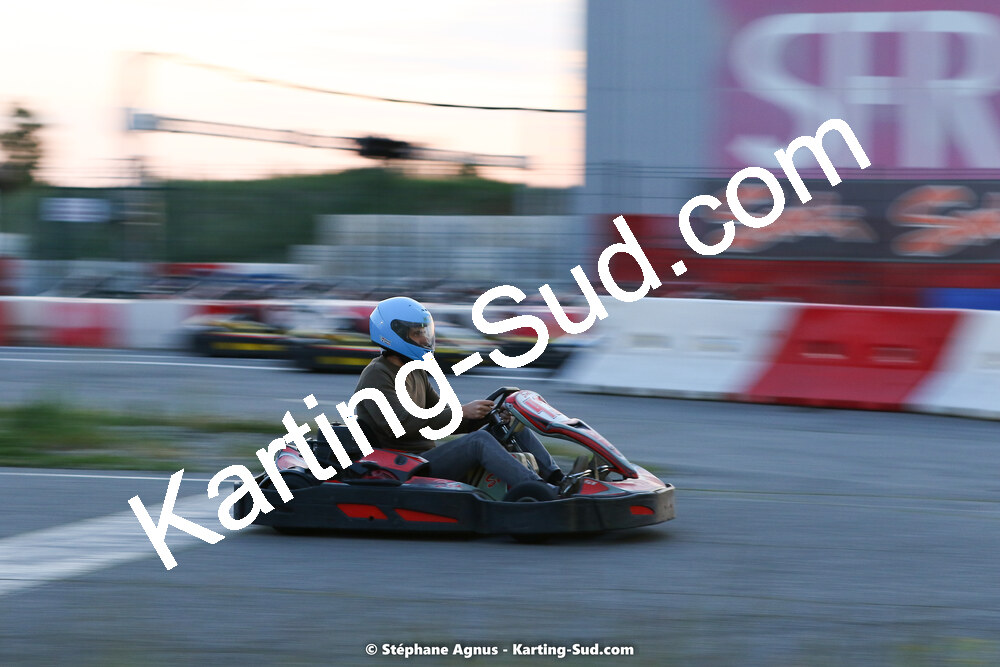 07/05/2022 : Endurance Loisir Les Razbitumes pour “1 maillot pour la vie” & Les Socio Esthéticiennes (Photos Stéphane Agnus) 2022 — karting