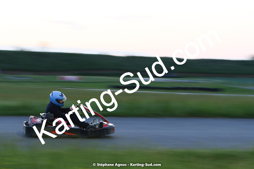 07/05/2022 : Endurance Loisir Les Razbitumes pour “1 maillot pour la vie” & Les Socio Esthéticiennes (Photos Stéphane Agnus) 2022 — karting