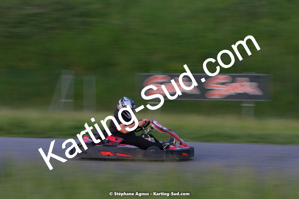 07/05/2022 : Endurance Loisir Les Razbitumes pour “1 maillot pour la vie” & Les Socio Esthéticiennes (Photos Stéphane Agnus) 2022 — karting