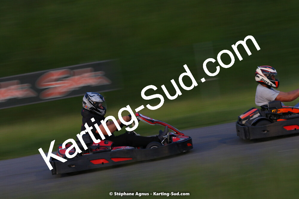 07/05/2022 : Endurance Loisir Les Razbitumes pour “1 maillot pour la vie” & Les Socio Esthéticiennes (Photos Stéphane Agnus) 2022 — karting