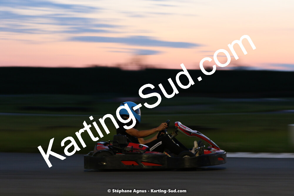 07/05/2022 : Endurance Loisir Les Razbitumes pour “1 maillot pour la vie” & Les Socio Esthéticiennes (Photos Stéphane Agnus) 2022 — karting