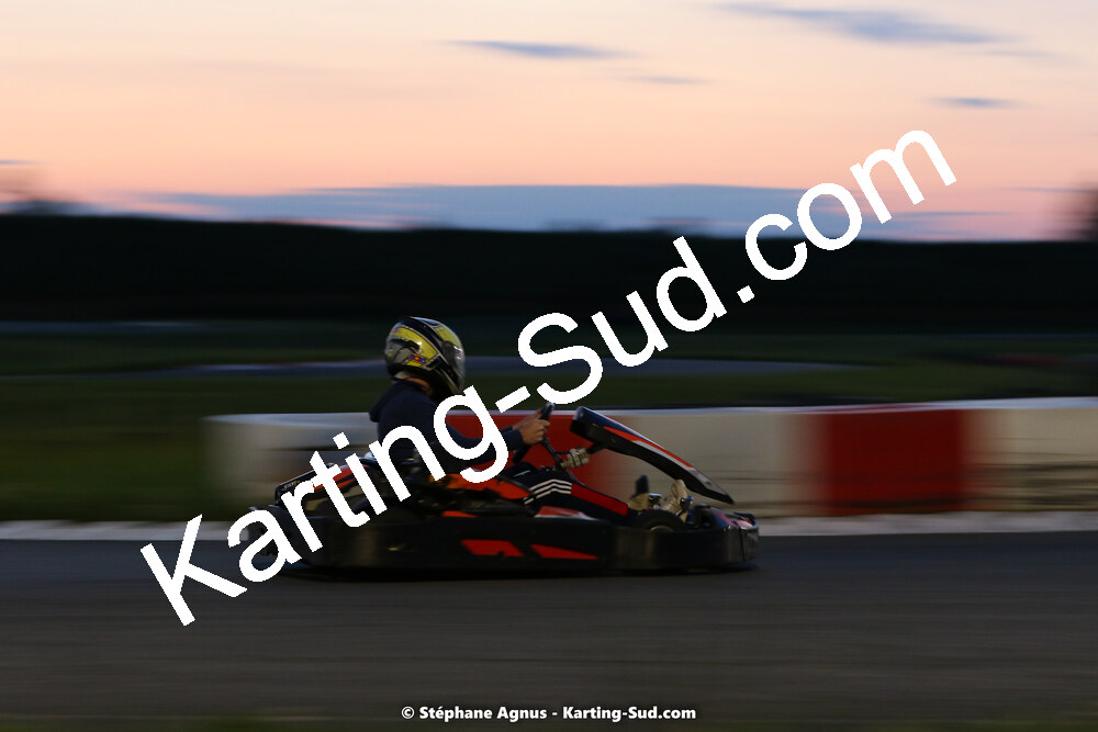 07/05/2022 : Endurance Loisir Les Razbitumes pour “1 maillot pour la vie” & Les Socio Esthéticiennes (Photos Stéphane Agnus) 2022 — karting