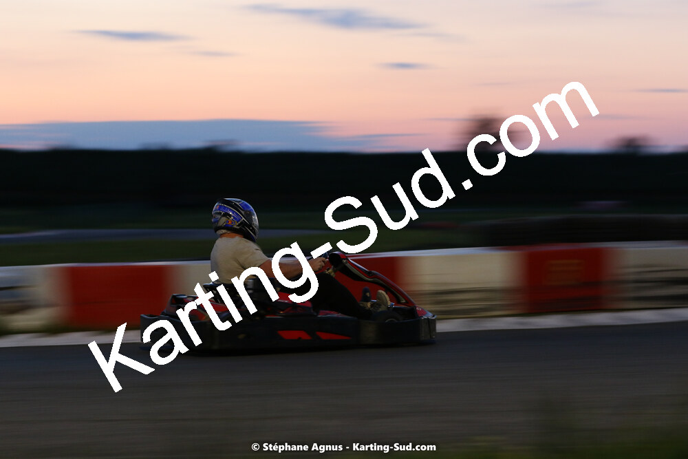 07/05/2022 : Endurance Loisir Les Razbitumes pour “1 maillot pour la vie” & Les Socio Esthéticiennes (Photos Stéphane Agnus) 2022 — karting