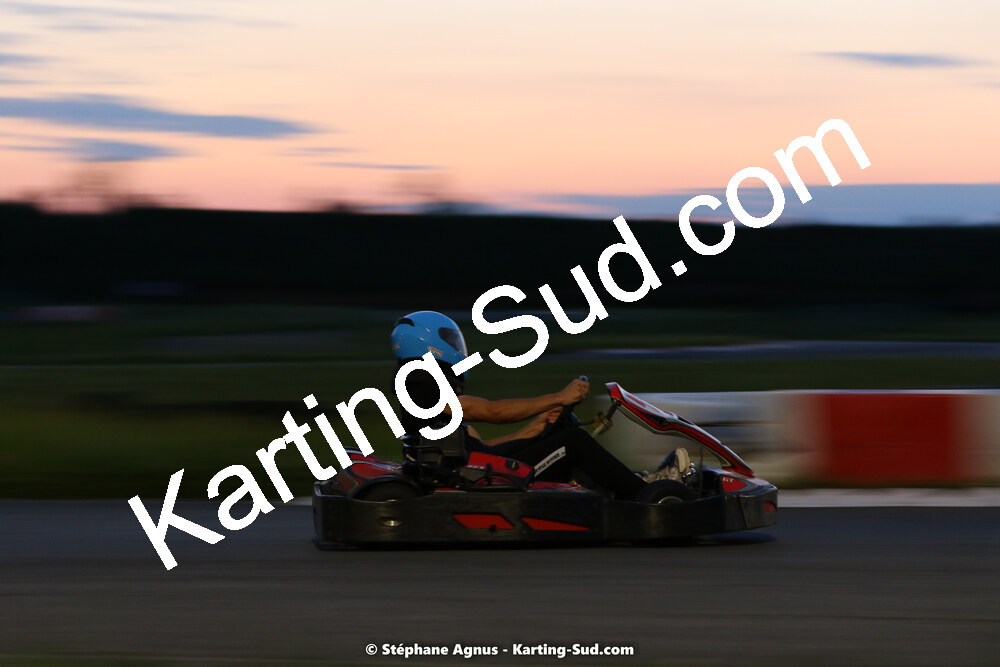 07/05/2022 : Endurance Loisir Les Razbitumes pour “1 maillot pour la vie” & Les Socio Esthéticiennes (Photos Stéphane Agnus) 2022 — karting