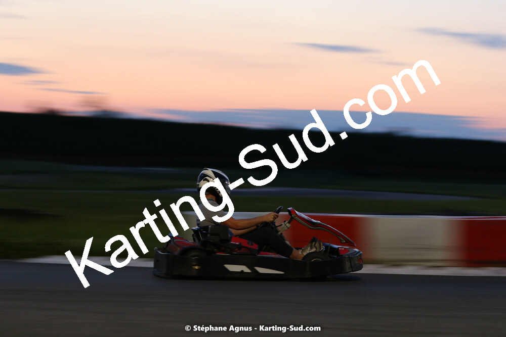 07/05/2022 : Endurance Loisir Les Razbitumes pour “1 maillot pour la vie” & Les Socio Esthéticiennes (Photos Stéphane Agnus) 2022 — karting