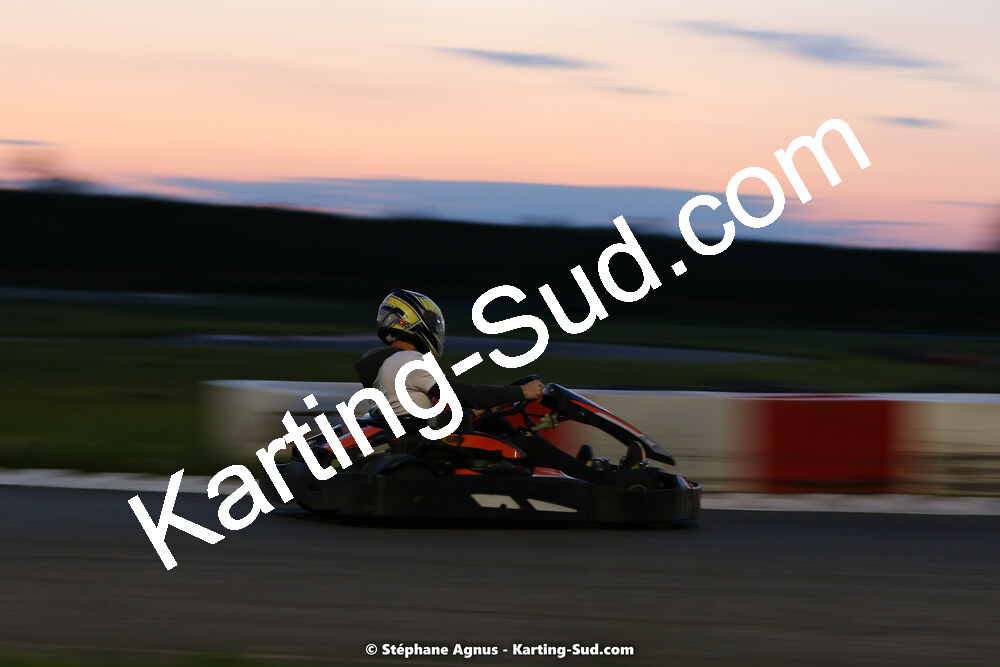 07/05/2022 : Endurance Loisir Les Razbitumes pour “1 maillot pour la vie” & Les Socio Esthéticiennes (Photos Stéphane Agnus) 2022 — karting