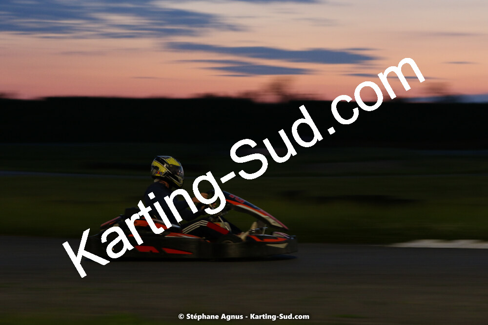 07/05/2022 : Endurance Loisir Les Razbitumes pour “1 maillot pour la vie” & Les Socio Esthéticiennes (Photos Stéphane Agnus) 2022 — karting