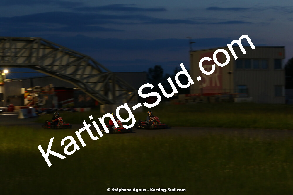 07/05/2022 : Endurance Loisir Les Razbitumes pour “1 maillot pour la vie” & Les Socio Esthéticiennes (Photos Stéphane Agnus) 2022 — karting