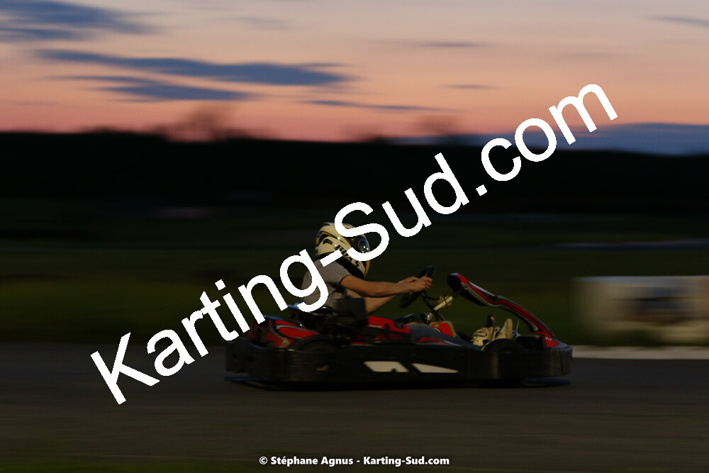 07/05/2022 : Endurance Loisir Les Razbitumes pour “1 maillot pour la vie” & Les Socio Esthéticiennes (Photos Stéphane Agnus) 2022 — karting