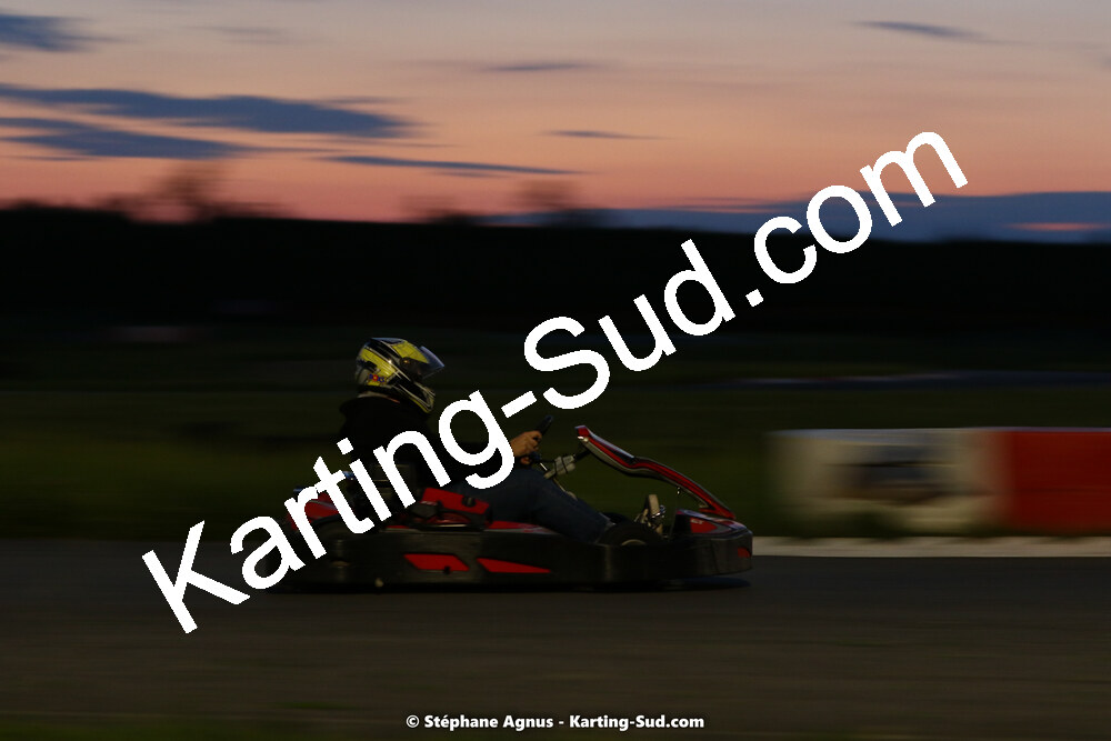 07/05/2022 : Endurance Loisir Les Razbitumes pour “1 maillot pour la vie” & Les Socio Esthéticiennes (Photos Stéphane Agnus) 2022 — karting