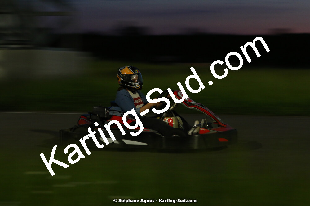 07/05/2022 : Endurance Loisir Les Razbitumes pour “1 maillot pour la vie” & Les Socio Esthéticiennes (Photos Stéphane Agnus) 2022 — karting