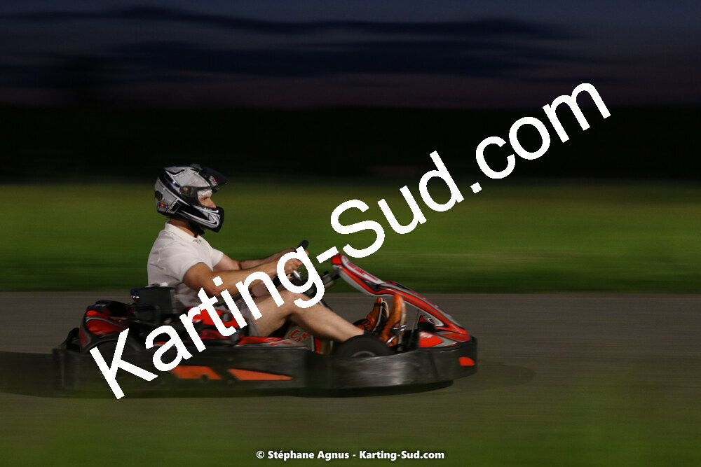 07/05/2022 : Endurance Loisir Les Razbitumes pour “1 maillot pour la vie” & Les Socio Esthéticiennes (Photos Stéphane Agnus) 2022 — karting