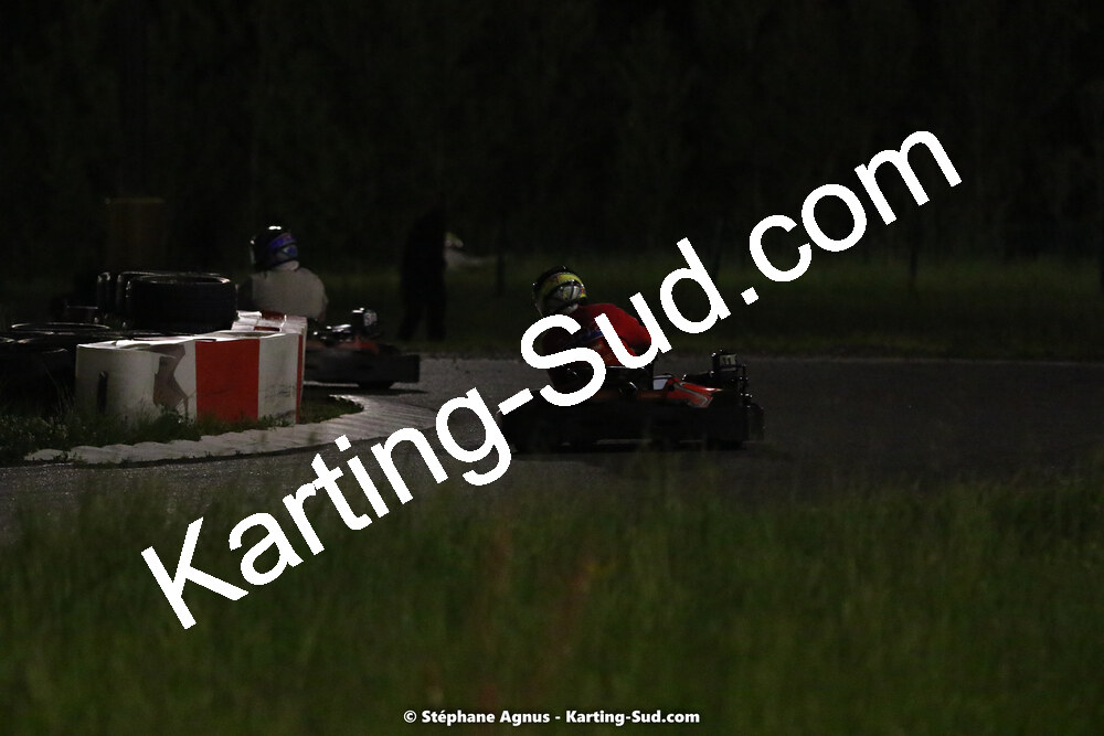 07/05/2022 : Endurance Loisir Les Razbitumes pour “1 maillot pour la vie” & Les Socio Esthéticiennes (Photos Stéphane Agnus) 2022 — karting