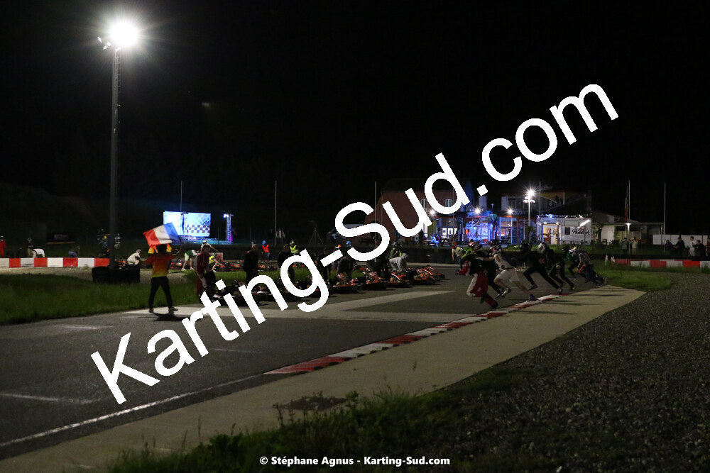 07/05/2022 : Endurance Loisir Les Razbitumes pour “1 maillot pour la vie” & Les Socio Esthéticiennes (Photos Stéphane Agnus) 2022 — karting