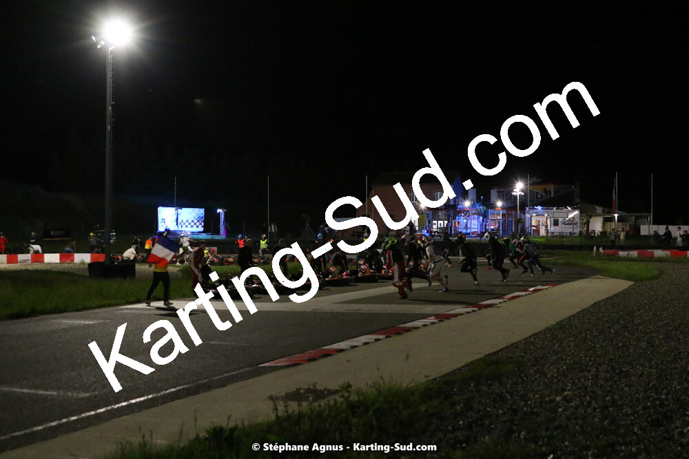 07/05/2022 : Endurance Loisir Les Razbitumes pour “1 maillot pour la vie” & Les Socio Esthéticiennes (Photos Stéphane Agnus) 2022 — karting