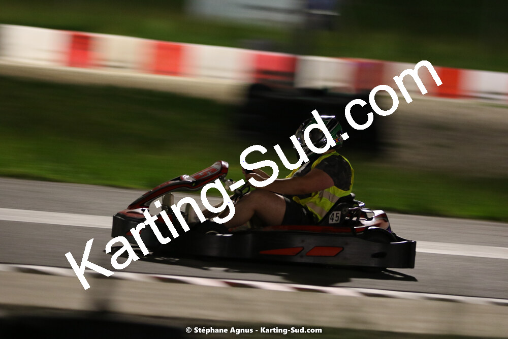 07/05/2022 : Endurance Loisir Les Razbitumes pour “1 maillot pour la vie” & Les Socio Esthéticiennes (Photos Stéphane Agnus) 2022 — karting