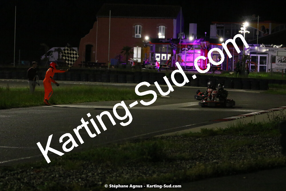 07/05/2022 : Endurance Loisir Les Razbitumes pour “1 maillot pour la vie” & Les Socio Esthéticiennes (Photos Stéphane Agnus) 2022 — karting