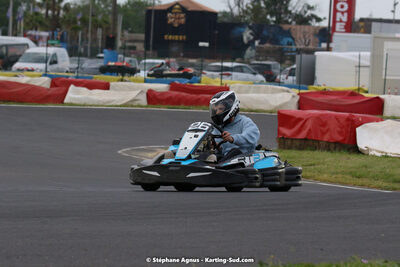 08/05/2022 : Un baquet pour Adrien à Megakart Vias (Photos Stéphane Agnus) 2022 — karting