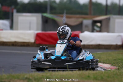 08/05/2022 : Un baquet pour Adrien à Megakart Vias (Photos Stéphane Agnus) 2022 — karting