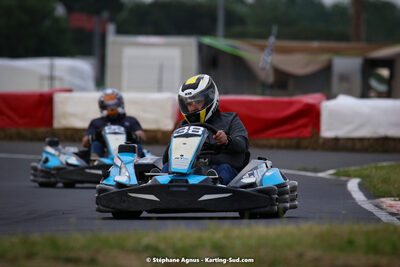 08/05/2022 : Un baquet pour Adrien à Megakart Vias (Photos Stéphane Agnus) 2022 — karting