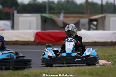 08/05/2022 : Un baquet pour Adrien à Megakart Vias (Photos Stéphane Agnus) 2022 — karting