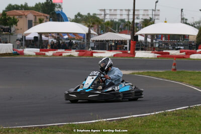 08/05/2022 : Un baquet pour Adrien à Megakart Vias (Photos Stéphane Agnus) 2022 — karting