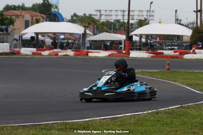 08/05/2022 : Un baquet pour Adrien à Megakart Vias (Photos Stéphane Agnus) 2022 — karting