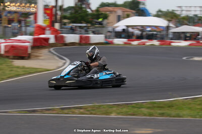 08/05/2022 : Un baquet pour Adrien à Megakart Vias (Photos Stéphane Agnus) 2022 — karting