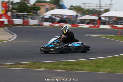 08/05/2022 : Un baquet pour Adrien à Megakart Vias (Photos Stéphane Agnus) 2022 — karting