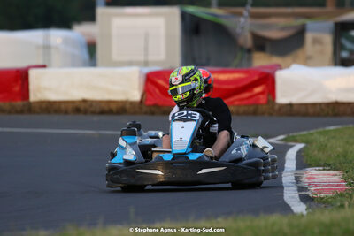 08/05/2022 : Un baquet pour Adrien à Megakart Vias (Photos Stéphane Agnus) 2022 — karting