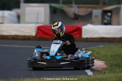 08/05/2022 : Un baquet pour Adrien à Megakart Vias (Photos Stéphane Agnus) 2022 — karting