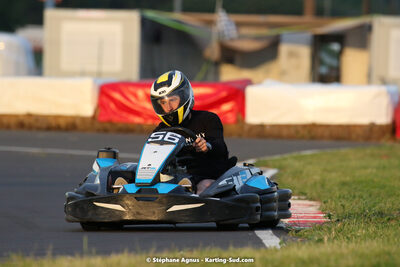 08/05/2022 : Un baquet pour Adrien à Megakart Vias (Photos Stéphane Agnus) 2022 — karting