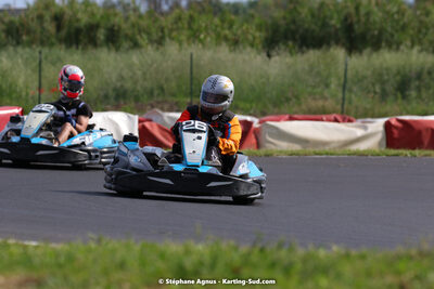 08/05/2022 : Un baquet pour Adrien à Megakart Vias (Photos Stéphane Agnus) 2022 — karting