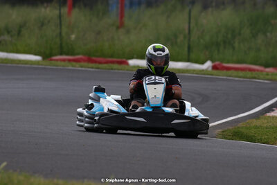 08/05/2022 : Un baquet pour Adrien à Megakart Vias (Photos Stéphane Agnus) 2022 — karting