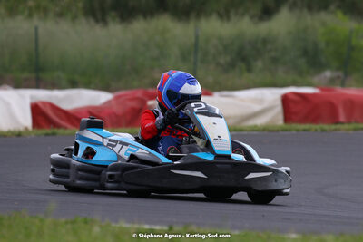 08/05/2022 : Un baquet pour Adrien à Megakart Vias (Photos Stéphane Agnus) 2022 — karting