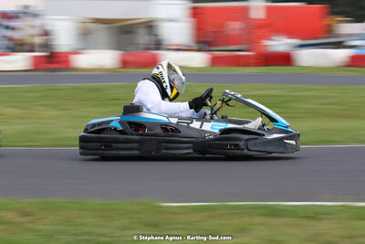 08/05/2022 : Un baquet pour Adrien à Megakart Vias (Photos Stéphane Agnus) 2022 — karting