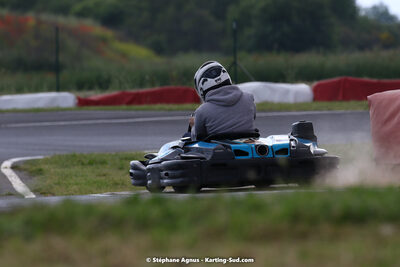 08/05/2022 : Un baquet pour Adrien à Megakart Vias (Photos Stéphane Agnus) 2022 — karting