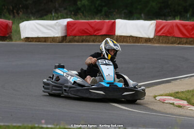 08/05/2022 : Un baquet pour Adrien à Megakart Vias (Photos Stéphane Agnus) 2022 — karting