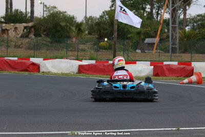 08/05/2022 : Un baquet pour Adrien à Megakart Vias (Photos Stéphane Agnus) 2022 — karting