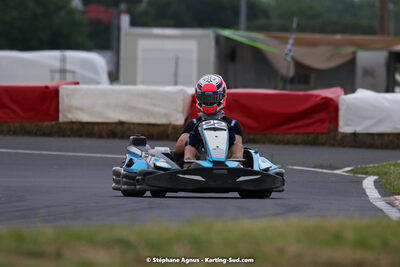 08/05/2022 : Un baquet pour Adrien à Megakart Vias (Photos Stéphane Agnus) 2022 — karting