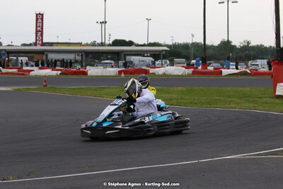 08/05/2022 : Un baquet pour Adrien à Megakart Vias (Photos Stéphane Agnus) 2022 — karting